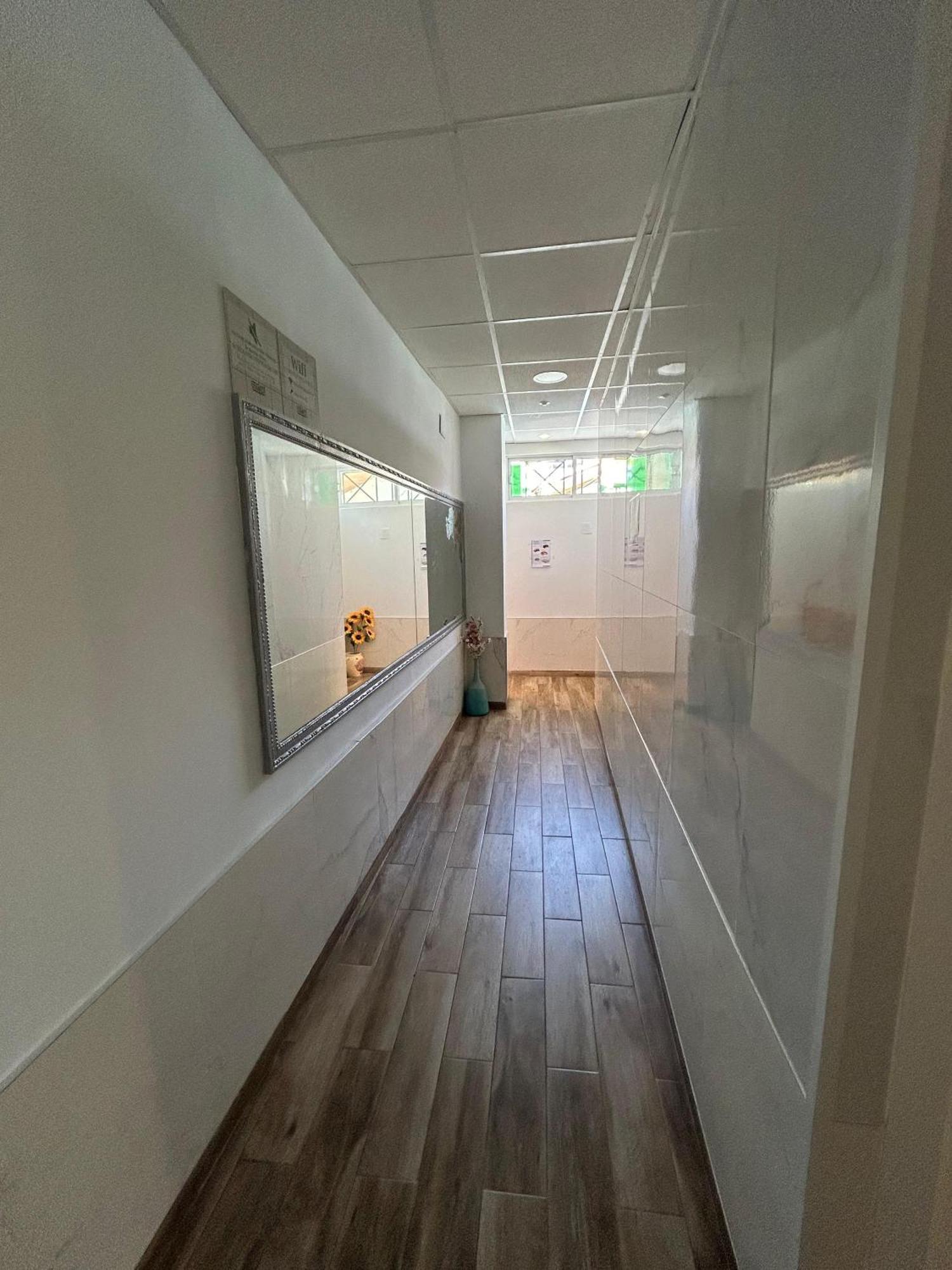 Hostal Avenida Andalucia - Solo Adultos Sevilha Exterior foto